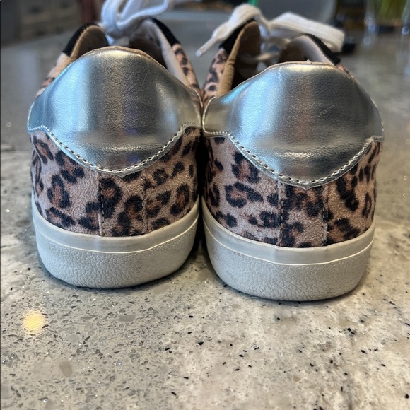 Vici Malia Peach Leopard and Black Women's Sneakers - Picture 5 of 9